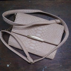 Atmosphere Pink Leather Purse